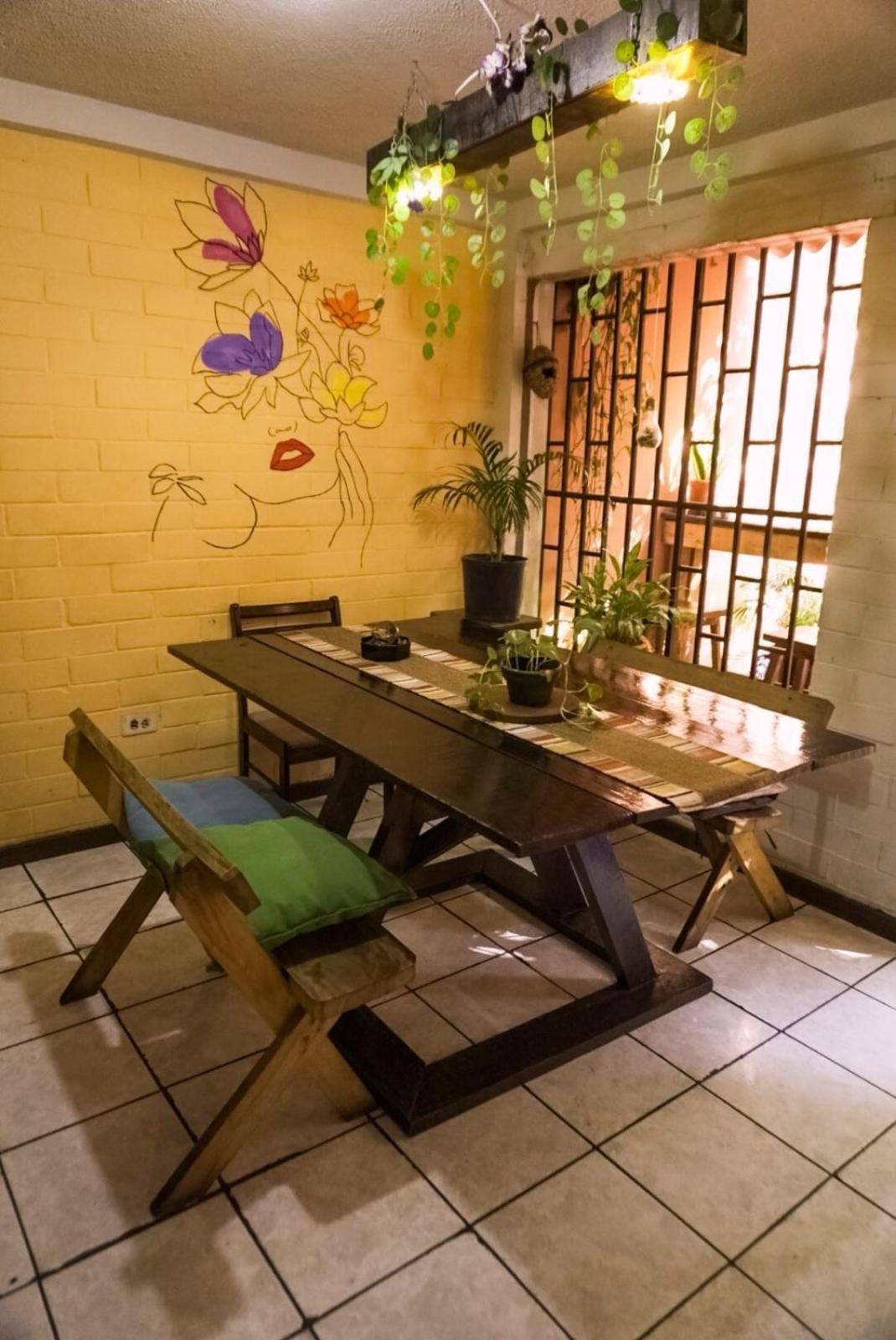 Pool House Hostel Santa Ana Exteriér fotografie